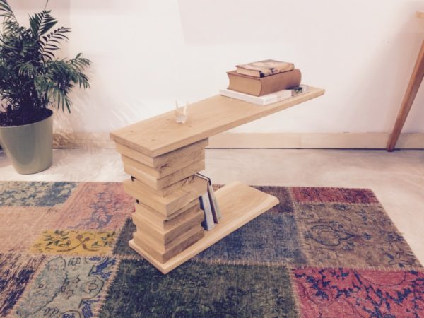 Tavolino in legno massiccio